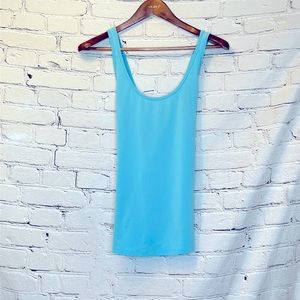 Under Armour Blue Athletic Tank Top Size Medium Excellent Condition